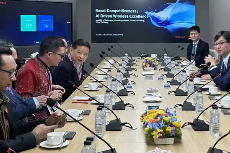 Telkomsel dan Huawei Perkuat 5G dan Internet Rumah di Indonesia, Kolaborasi Strategis Diumumkan di MWC 2026 Telkomsel dan Huawei umumkan kolaborasi strategis di MWC 2026 untuk percepatan 5G, internet rumah, dan talenta digital Indonesia.