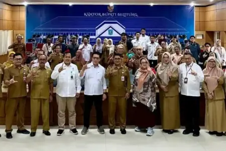 KKP Perkuat Perlindungan Penyu di Belitong UNESCO Global Geopark, Dorong Ekowisata Berkelanjutan KKP dorong perlindungan penyu di Belitong UNESCO Global Geopark melalui kolaborasi dan pengembangan ekowisata berkelanjutan.