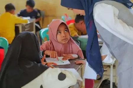 Bakti BCA Hadirkan Pelatihan Matematika GASING di Aceh Tamiang, Dorong Pemulihan Pendidikan Pascabencana Bakti BCA gelar pelatihan matematika GASING di Aceh Tamiang untuk pulihkan pendidikan dan tingkatkan kemampuan numerasi siswa.