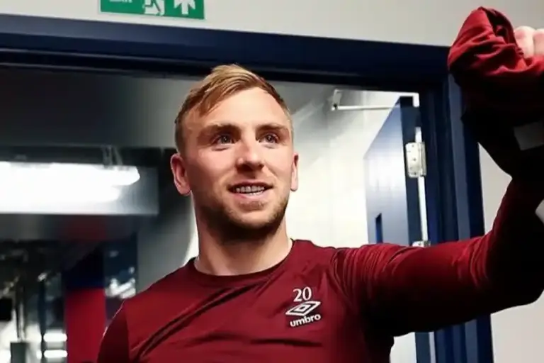 Chelsea Pertimbangkan Rekrut Jarrod Bowen, Bintang West Ham yang Jadi Incaran Usai Degradasi Jarrod Bowen (sumber foto: instagram @jarrodbowen)