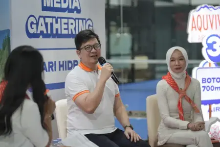 Hari Hidrasi Nasional 2026: AQUVIVA Kenalkan Panduan Hidrasi 3-2-1 untuk Dukung Gaya Hidup Sehat AQUVIVA mengajak masyarakat menerapkan panduan hidrasi 3-2-1 guna menjaga kebutuhan cairan tubuh dan mendukung gaya hidup sehat.