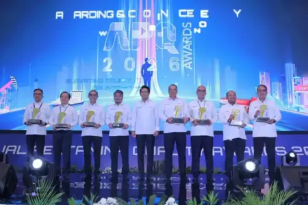 PHE Borong Penghargaan APQ Award Pertamina 2026, Bukti Kuat Budaya Inovasi dan Kinerja Unggul PHE dan anak usahanya meraih puluhan penghargaan APQ Award Pertamina 2026 berkat inovasi, kinerja unggul, dan komitmen keberlanjutan.