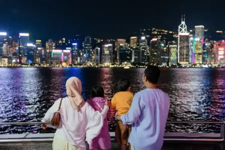 Hong Kong Naik ke Peringkat Kedua Destinasi Ramah Muslim Terbaik Dunia Non-OIC pada 2026 Hong Kong meraih peringkat kedua destinasi ramah Muslim terbaik dunia kategori Non-OIC 2026 dengan hampir 290 fasilitas ramah Muslim.