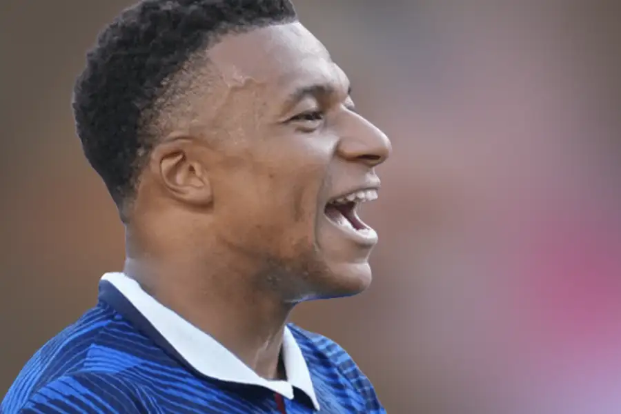 Hasil Piala Dunia 2026: Gol Penalti Mbappe ke Gawang Paraguay Bawa Prancis Lolos ke Perempat Final Kylian Mbappe (sumber foto: facebook @equipedefrance)