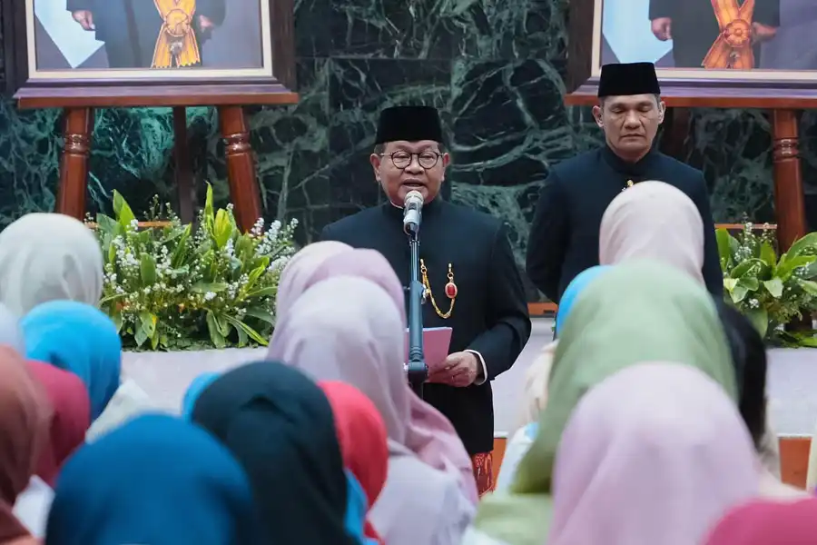 Gubernur Pramono Anung Lantik 239 Pejabat Fungsional Pemprov DKI Jakarta, Formasi Guru Jadi yang Terbanyak Gubernur DKI Jakarta Pramono Anung melantik 239 pejabat fungsional. Sektor pendidikan didorong untuk persiapan program LPDP Jakarta dan Sekolah Rakyat.