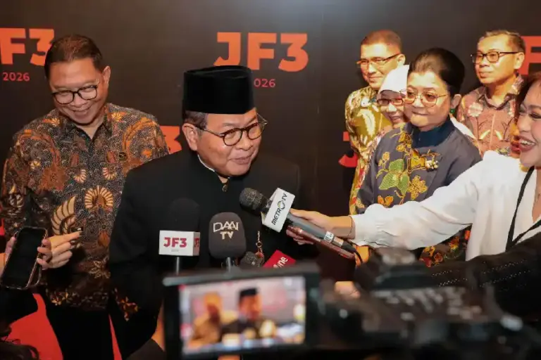 Pramono Anung Dukung JF3 2026, Perkuat Ekonomi Kreatif Jakarta Menuju Kota Global Pramono Anung mendukung JF3 2026 sebagai penggerak ekonomi kreatif, industri mode, dan transformasi Jakarta menuju kota global.