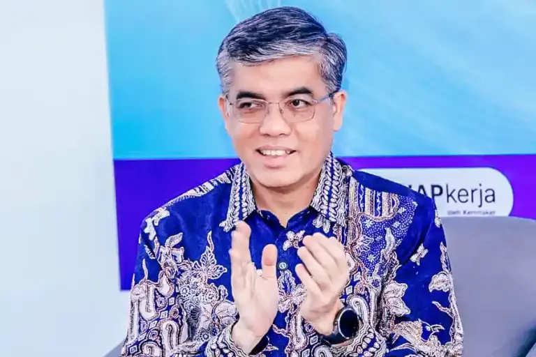 Menaker Yassierli Gandeng Industri KEK Mandalika Masuk MagangHub, Siapkan Kuota 150 Ribu Peserta untuk Genjot Vokasi Menteri Ketenagakerjaan, Yassierli