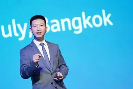 KTT Pengembangan Broadband APAC 2026 di Bangkok: Rancang Infrastruktur Jaringan Berbasis AI Masa Depan Denny Deng, President of Huawei Asia Pacific Carrier Business