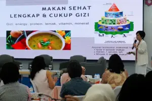 Edukasi Perimenopause Primaya Hospital: Kunci Perempuan Tetap Sehat dan Produktif di Usia 40-an Primaya Hospital gelar seminar edukasi perimenopause. Pahami perubahan hormon, gejala fisik, hingga perawatan medis bagi perempuan usia 40 tahun ke atas.