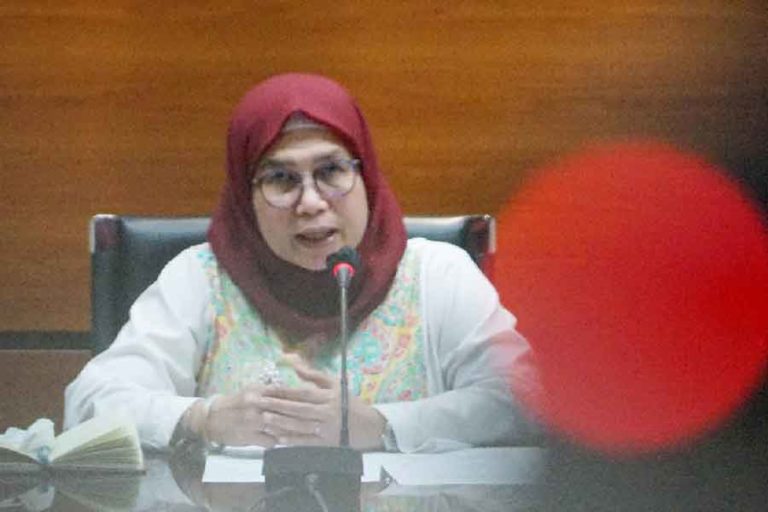 KPK Tangkap Tangan Suap Perizinan Sawit di Kuantan Singingi