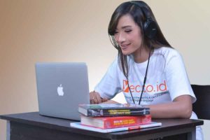 Solusi Hemat Persiapan TOEFL at Home, Simak Tips Berikut Ini!