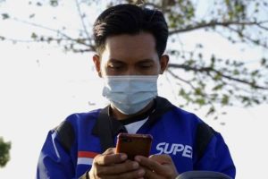 Sawah tak Selalu Menghasilkan, Faris Syaifuddin Pilih jadi Agen Keliling Hingga Bisa Renovasi Rumah
