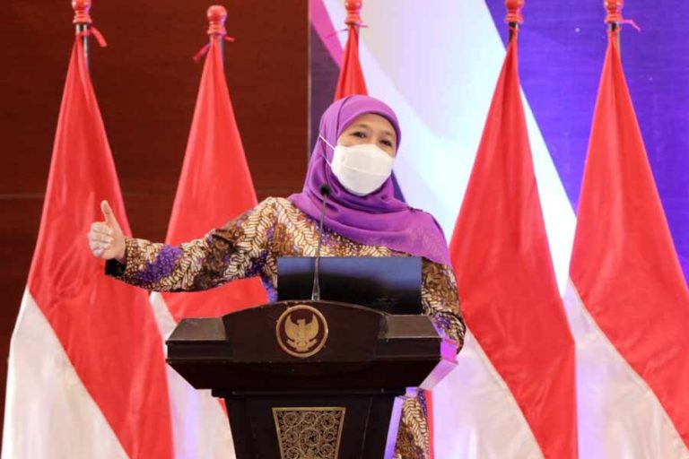 Antisipasi Lonjakan Covid-19 Jelang Nataru, Gubernur Khofifah Pimpin Rakor Tingkat Provinsi