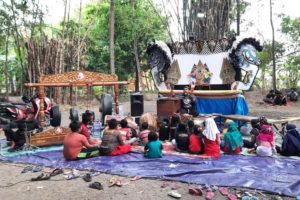 Kampung Lali Gadget, Tinggalkan Ponsel Kenali Permainan Tradisional