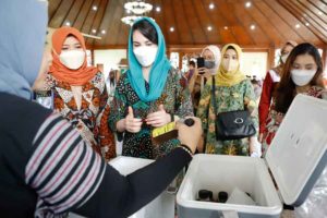 Lantik Pengurus Dekranasda Pamekasan, Arumi Bachsin Imbau Pentingnya Pengelolaan SDA dan SDM