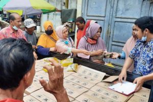 Pemrov Jateng Gelontorkan 70 Ribu Liter Minyak Goreng untuk Stabilkan Harga di Pasar