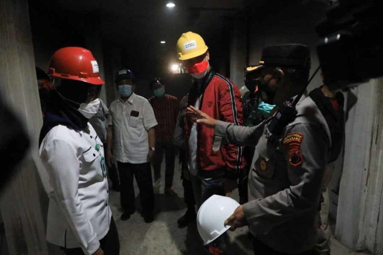 Ganjar Apresiasi Petugas RS Kariadi yang Sigap Tangani Pasien Saat Kebakaran