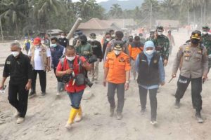 Gunung Semeru Erupsi, Ini Langkah Cepat Khofifah