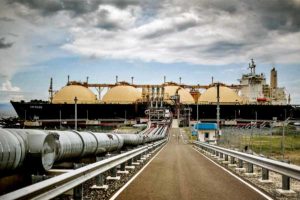 Perkuat Sinergi, Pertamina Patra Niaga Siap Layani Kebutuhan Bunker Fuel untuk PT Donggi-Senoro LNG