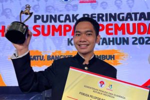 Fadillah Ahmad Nur, Peraih Penghargaan Pemuda Pelopor Pendidikan Indonesia