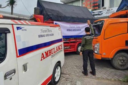 Nurani Astra Salurkan Bantuan Tahap Awal Rp 4,4 Miliar untuk Korban Erupsi Gunung Semeru