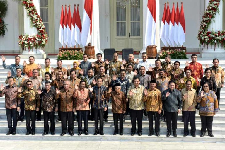 Jika Besok Jokowi Reshuffel Menterinya, Ini Kemungkinan yang Jadi Sasaran