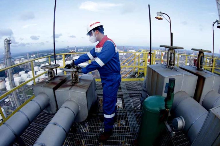 Nataru, Kilang Pertamina Internasional Unit Cilacap Tegaskan Produksi dan Pasokan BBM Aman