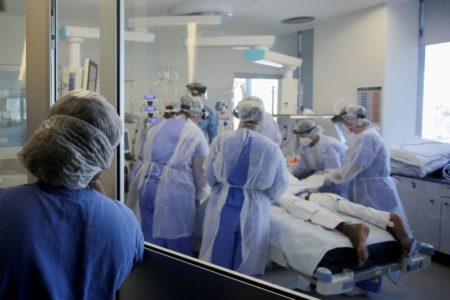 Dari 56 Tempat Isolasi Pasien Covid-19 di PSJ UI Hanya Tersisa 8 Tempat Tidur