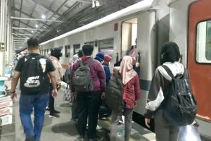 Stasiun Garut Kembali Beroperasi, 20 Persen Kursi Terisi di Hari Pertama