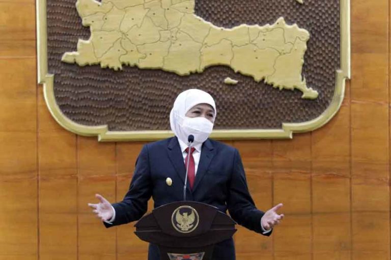 Gubernur Khofifah Minta Persoalan Ini Jadi Fokus Utama Kepala Perwakilan BKKBN Jatim yang Baru