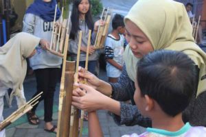 Wara-wara Project, Usaha Bangkitkan Ekonomi Seniman