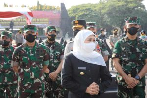 Gubernur Khofifah Ajak Satgas Pangan Pastikan Keseragaman Harga Minyak Goreng