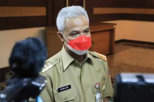 PTM 100 Persen Digelar, Ganjar : Pastikan Prokes Berjalan, Bupati dan Wali Kota Kontrol Tiap Hari Ganjar Pranowo