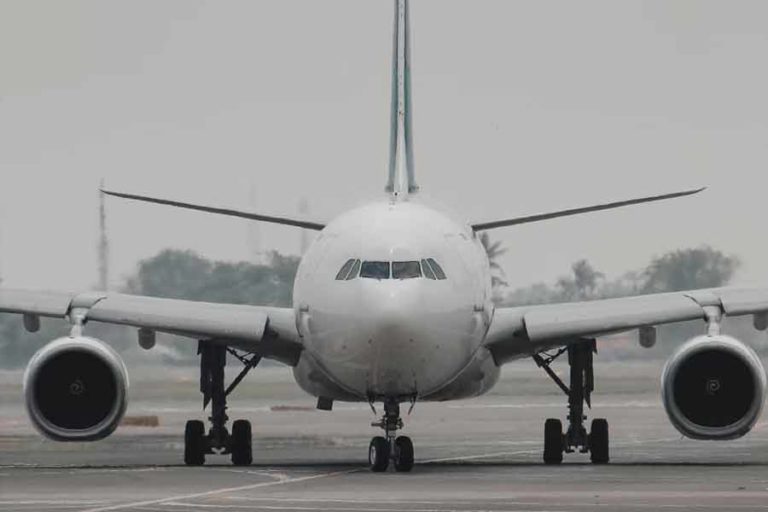 bandara, travel, transportasi udara