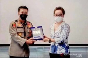 Ungkap Peredaran Uang Palsu, Polisi di Bogor Terima Penghargaan dari BI