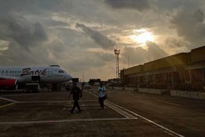bandara soekarno hatta jakarta pesawat terbang