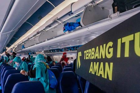 Lion Air, penerbangan, bandara, umrah, pesawat terbang