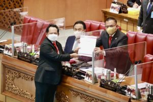 Tujuh RUU Provinsi Disahkan di Paripurna DPR
