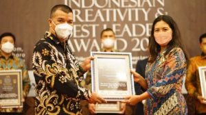 Mampu Tingkatkan Kinerja di Masa Pandemi, Bank Kalbar Raih Best Performing Bank Company