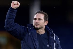 Jalan Masih Panjang, Frank Lampard Minta Everton Tetap Tenang Jalani 18 Laga Sisa