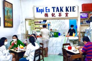Kopi Es Tak Kie, Minuman Legendaris di Jakarta yang Bertahan Hampir Satu Dekade