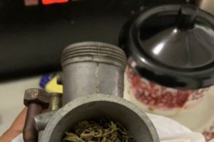 Dimasukkan Dalam Karburator, Bea Cukai Batam Gagalkan Penyelundupan 26 Gram Ganja