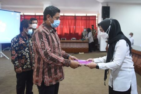 Wali Kota Kediri Serahkan SK Untuk 22 ASN PPPK Kota Kediri