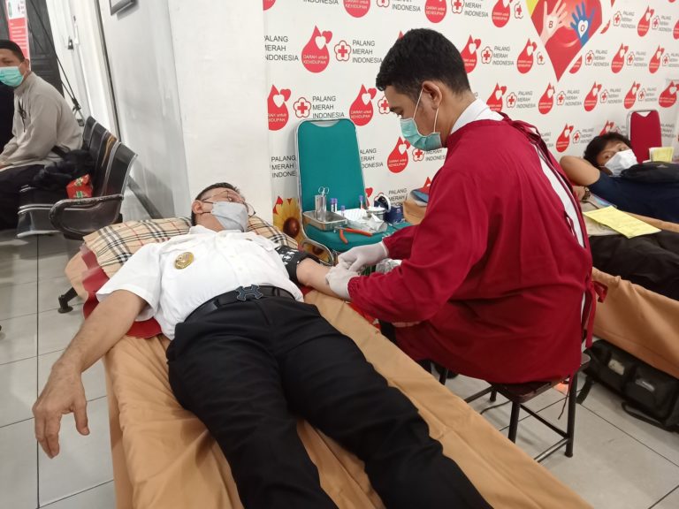 Kebutuhan Darah Perhari Capai 100 Kantong, PMI Pontianak Buka Hotline Service