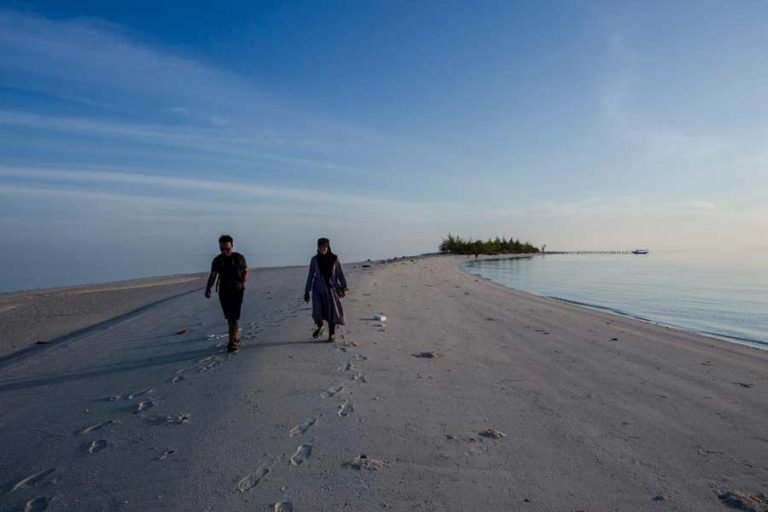Bawean, Bidadari Cantik di Laut Jawa