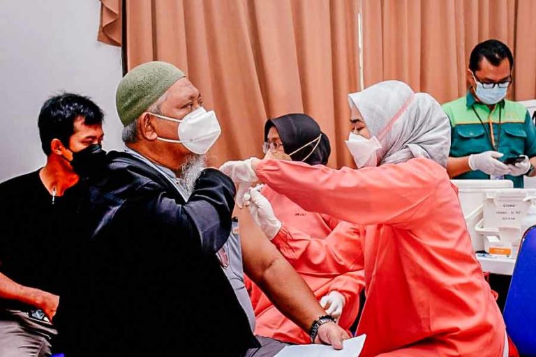 Penuhi Target, Perlu 750 Dosis Vaksin Covid-19 Setiap Hari