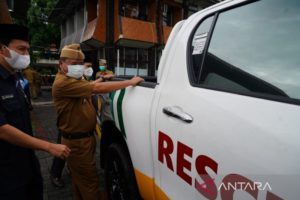 Baznas Serahkan Mobil Operasional tipe Double Cabin untuk Layanan Zakat di Garut