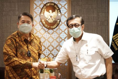 Dapat Penghargaan dari Presiden Duterte, Menkumham: Terima Kasih Filipina