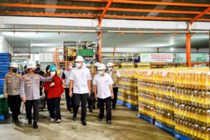 Hasil Tinjauan Kapolri dan Mendag: Produksi Minyak Goreng Dua Kali Lipat, di Pasaran Tetap Langka
