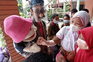 Belajar Mendongeng bagi Generasi Melihat